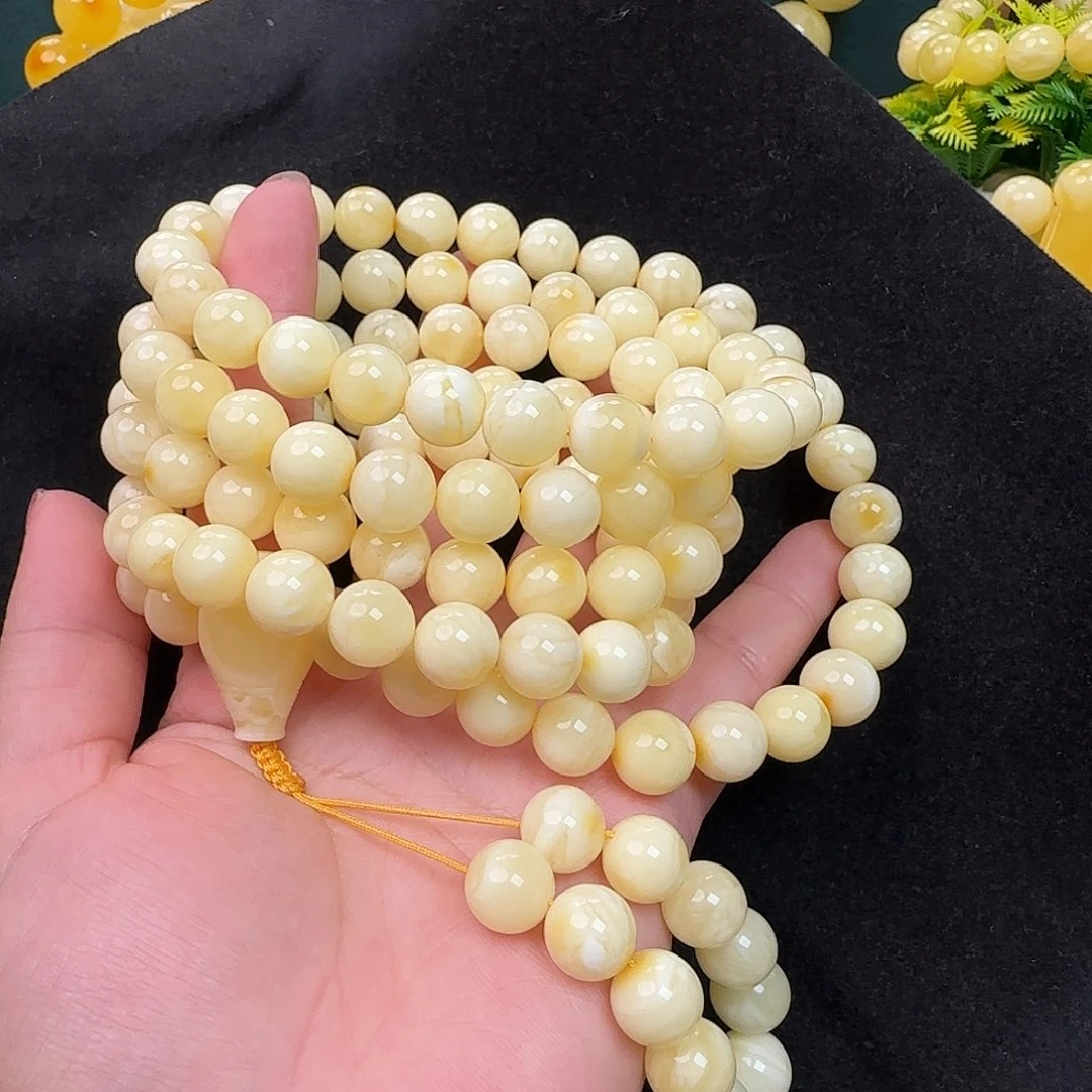 蜜蜡未镶嵌珠宝奇石10