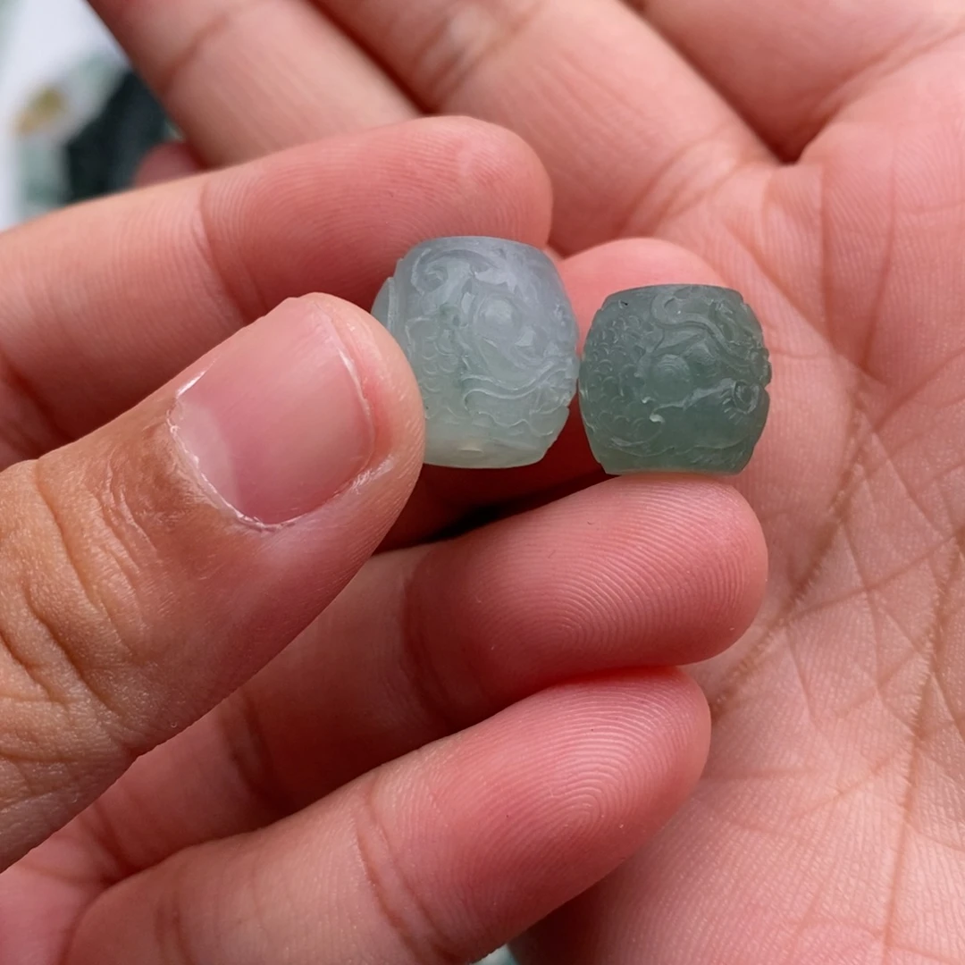 未镶嵌定制翡翠故****。天然缅甸翡翠a货