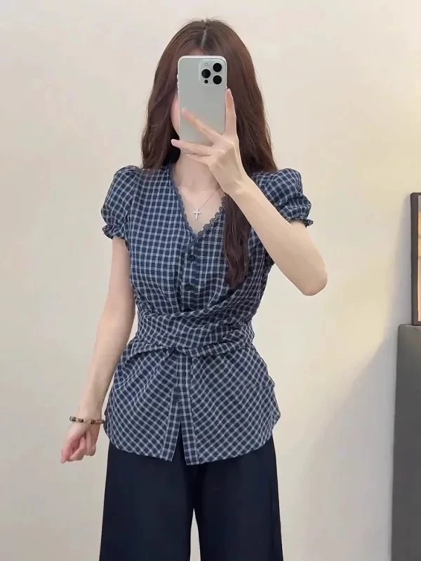 大码法式后背绑带格子短袖衬衫女夏季胖mm显瘦收腰设计感别致上衣
