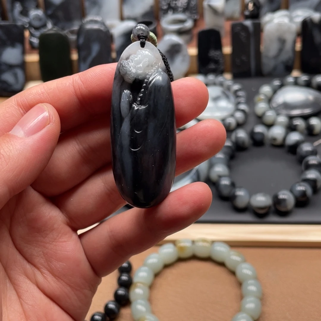 和田玉未镶嵌手串