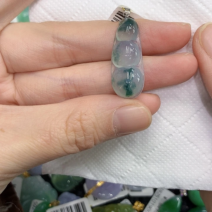 颈饰18K金镶嵌翡翠12456788999