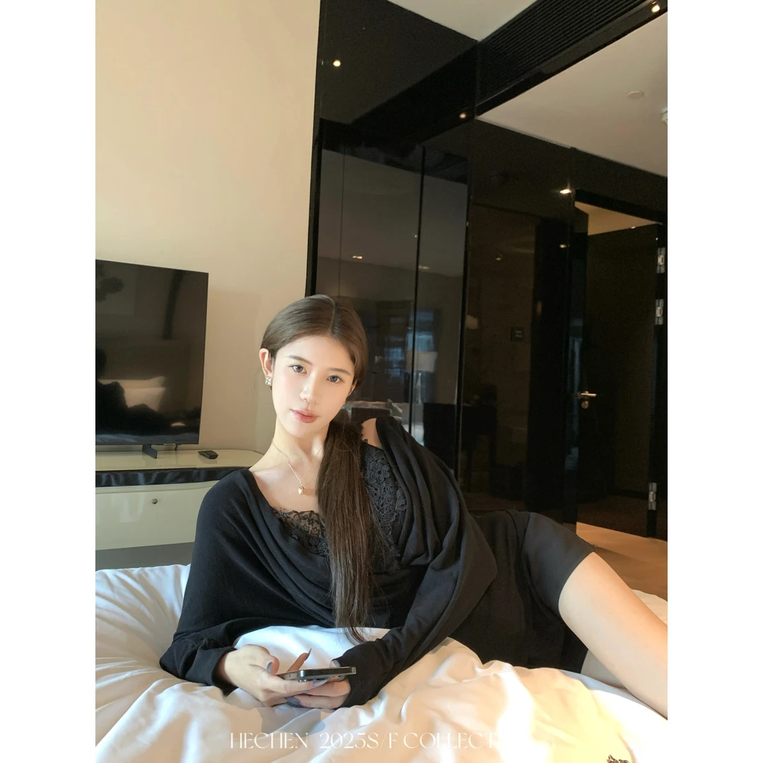 【禾呈】早秋修身百搭大V领长袖设计显瘦通勤套头上衣女10641