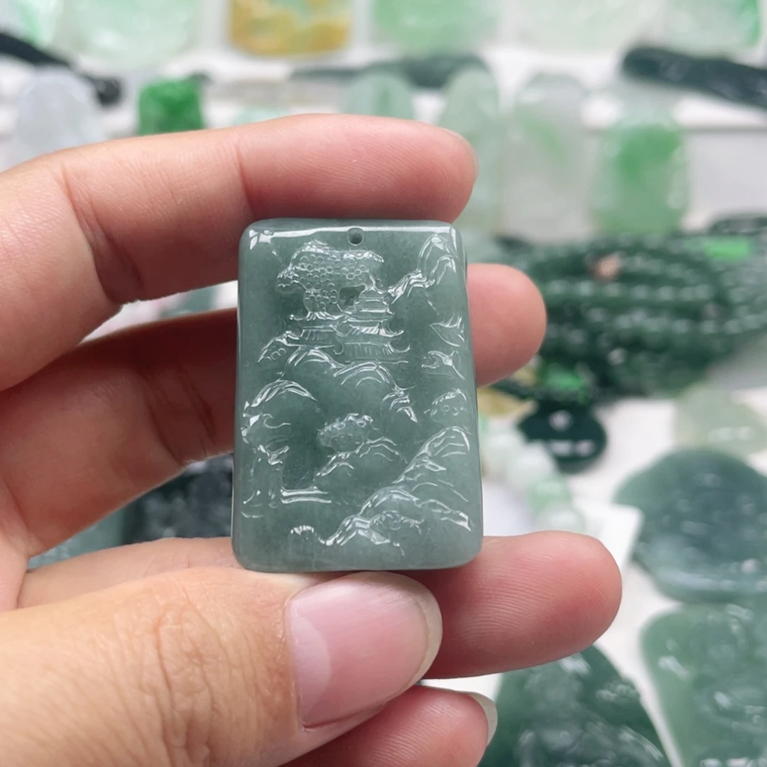 翡翠颈饰未镶嵌翡翠挂件