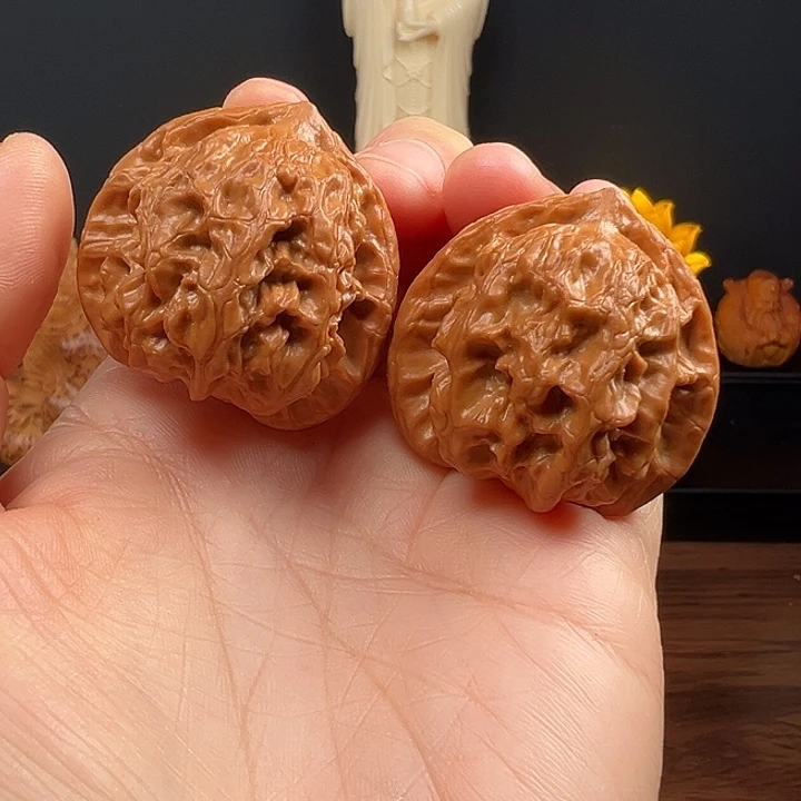 吊坠文玩核桃38全品梨木台