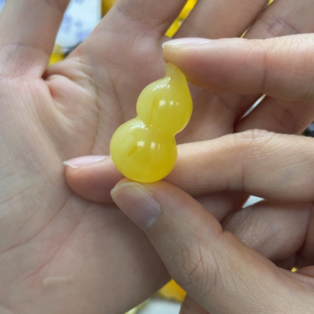 琥珀未镶嵌裸石天然琥珀蜜蜡