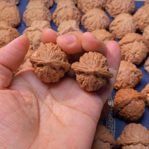 【闪购商品】吊坠文玩核桃虎头34