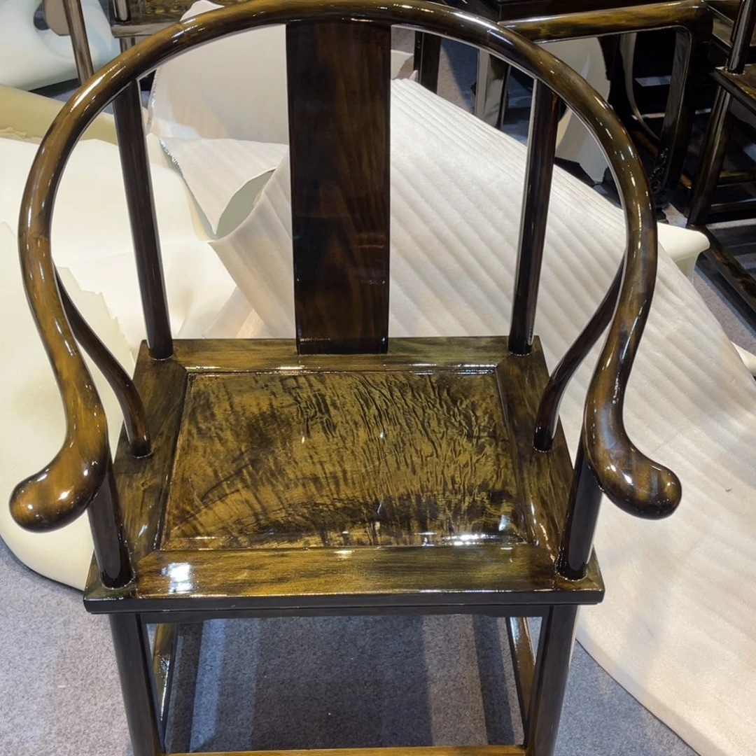 成套家具乌木类圈椅一把