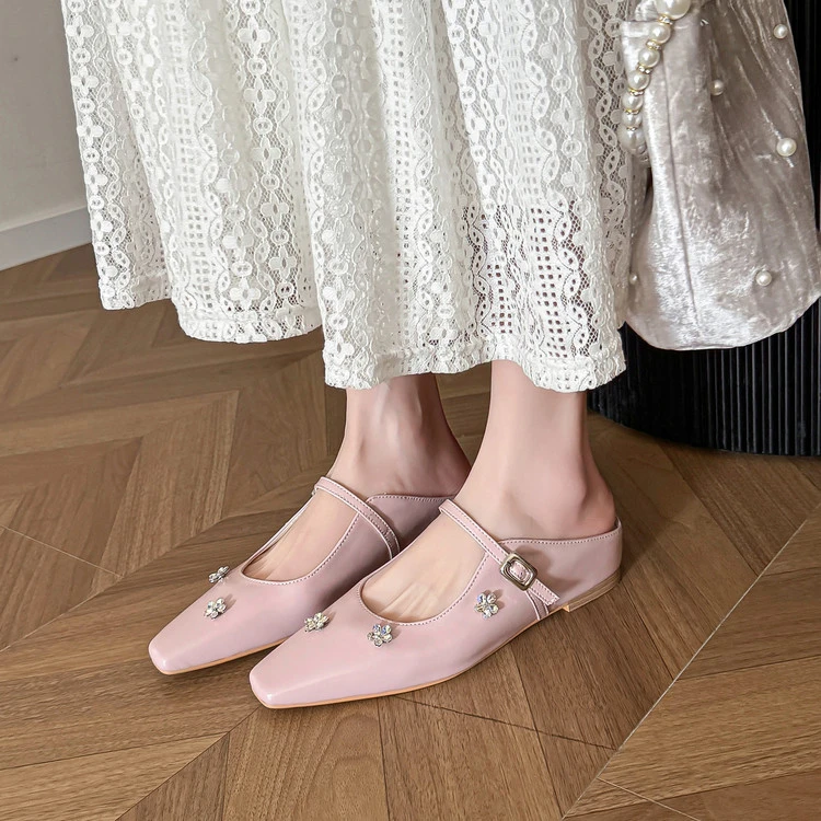 【真真】水钻花朵点缀包头拖鞋  6596