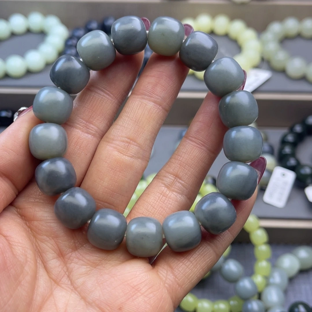 和田玉手链未镶嵌