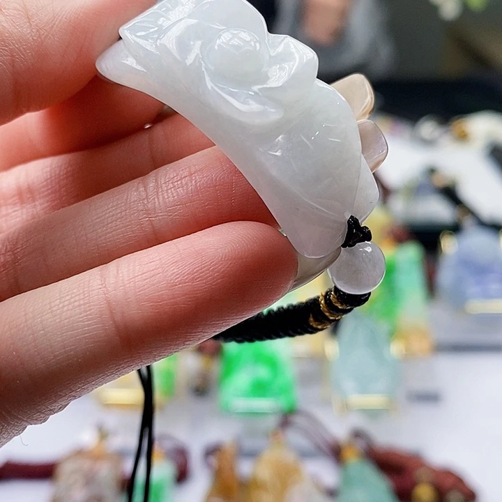颈饰未镶嵌翡翠翡翠A货