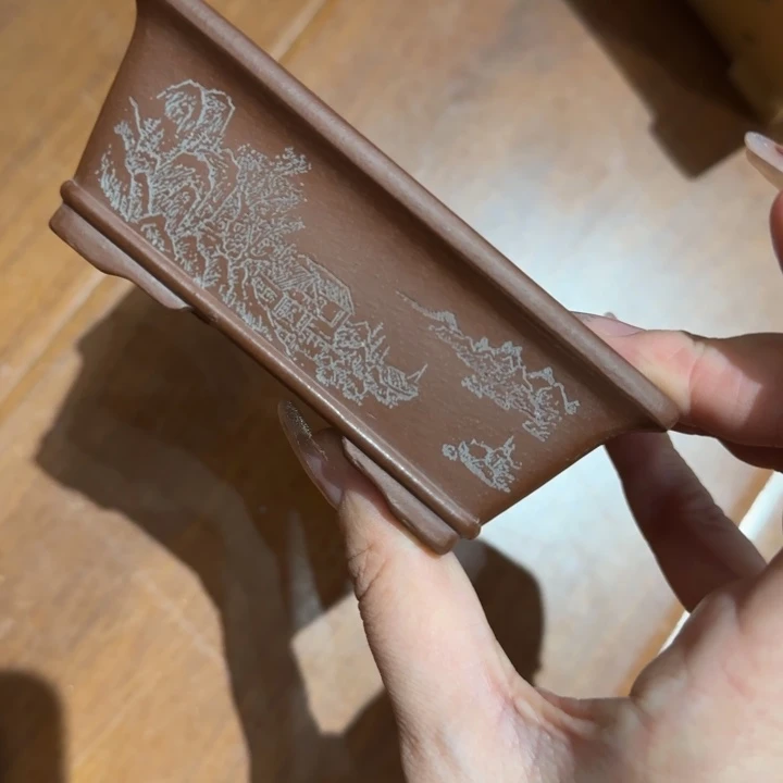 紫砂花瓶长9宽6深度3.5