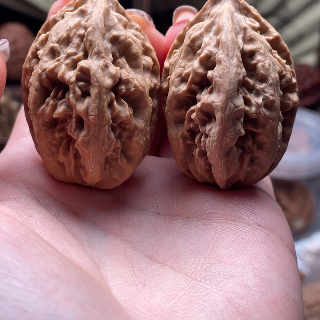 文玩核桃把件楸刀鱼48