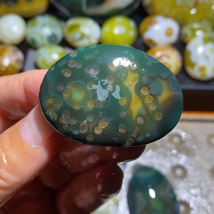 未镶嵌玛瑙/玉髓珠宝半成品148