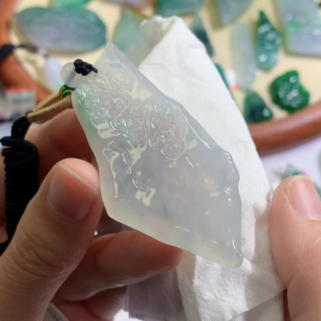 【闪购商品】翡翠吊坠(不含链)未镶嵌 5661