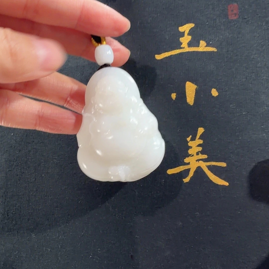 和田玉未镶嵌颈饰天泰