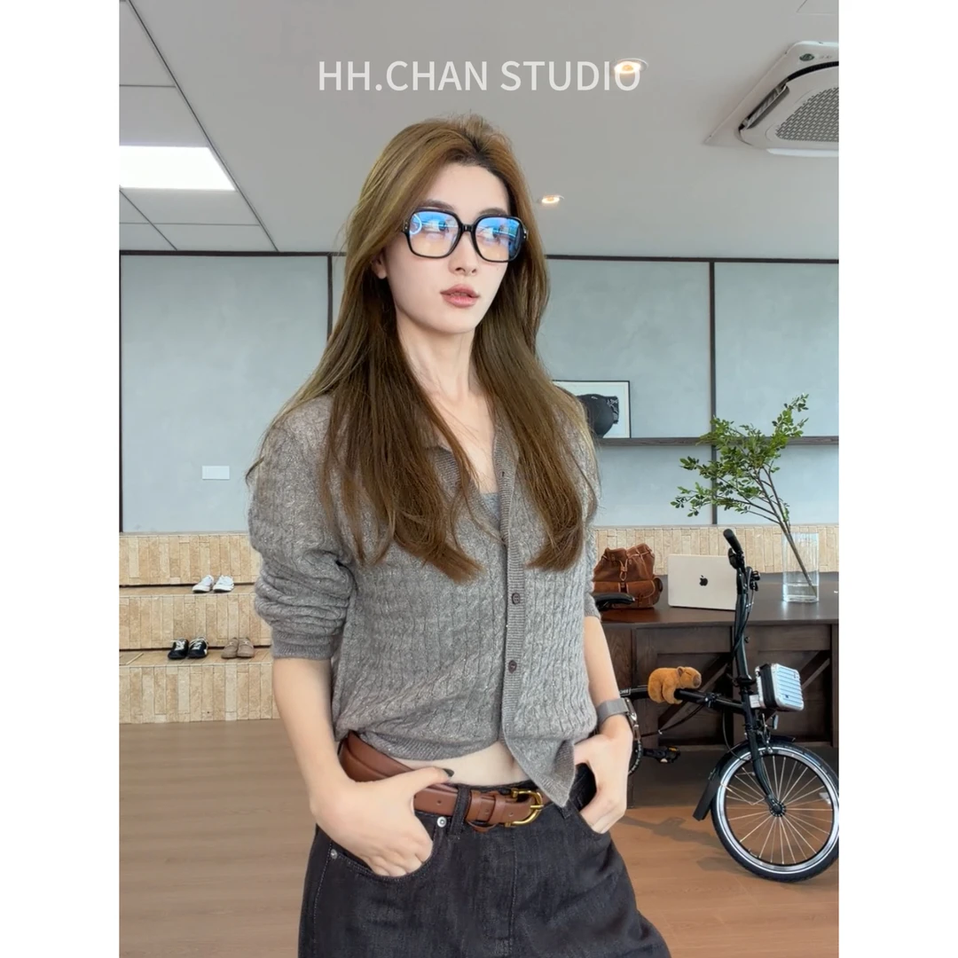 HH.CHAN“闪闪”绵羊毛混纺亮丝慵懒风毛衣开衫HH53G38719