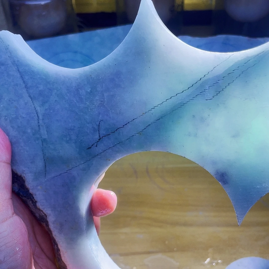 翡翠未镶嵌颈饰毛料32