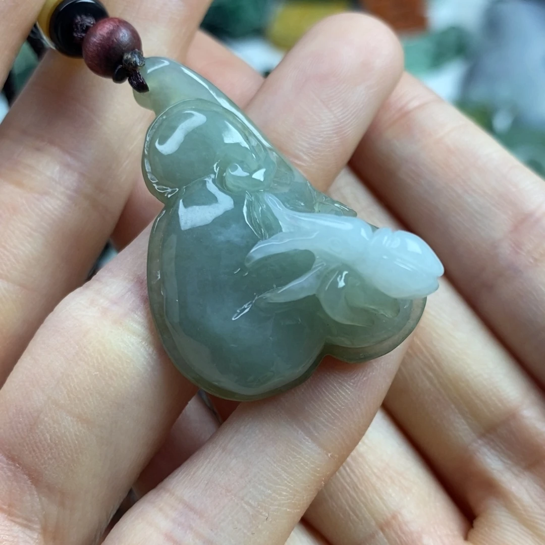 翡翠颈饰未镶嵌吊坠