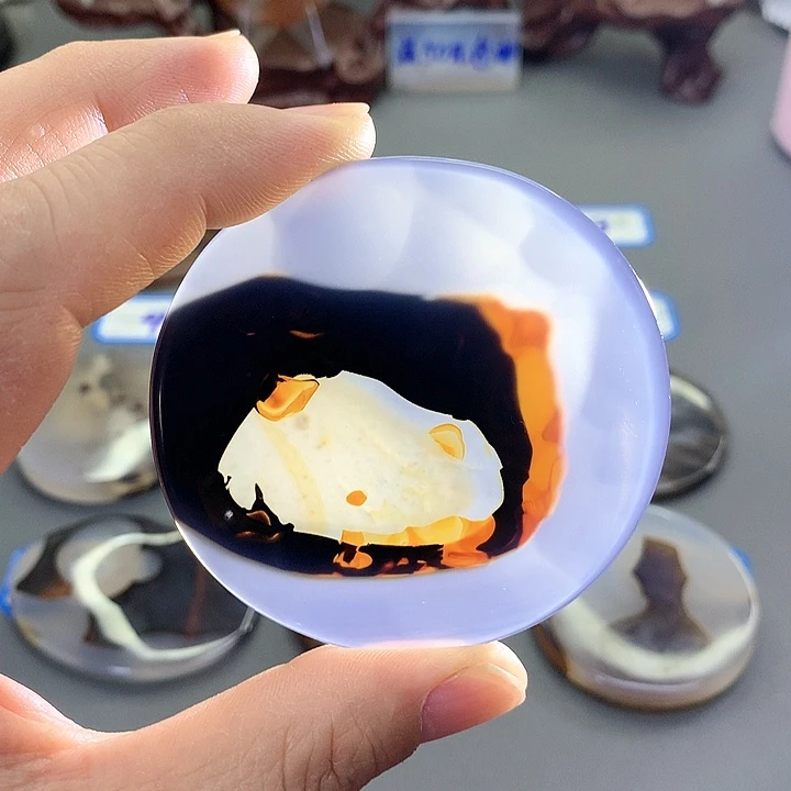 未镶嵌颈饰玛瑙/玉髓