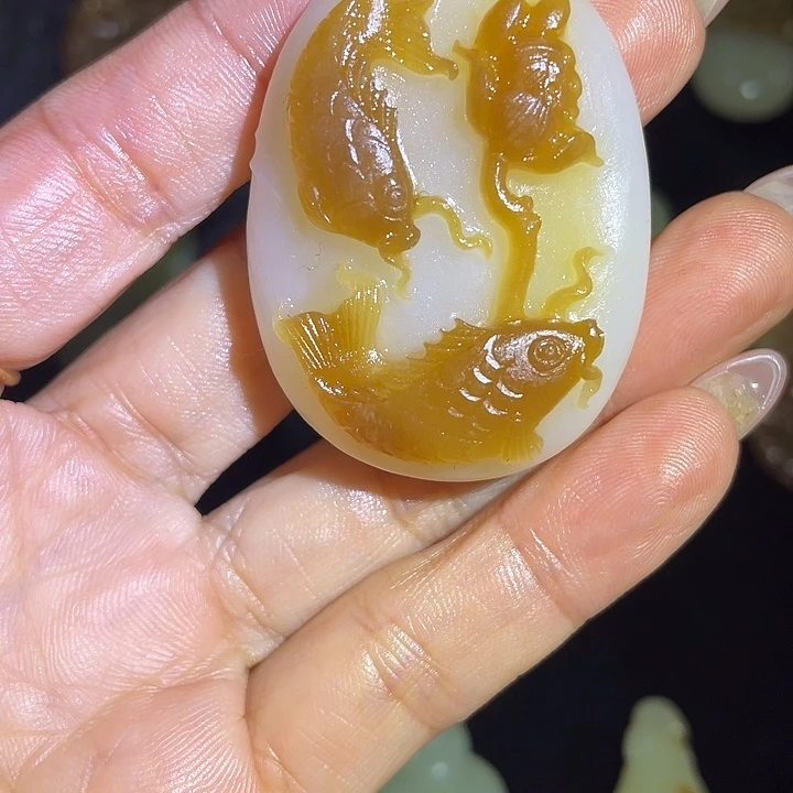 和田玉（糖玉）未镶嵌颈饰