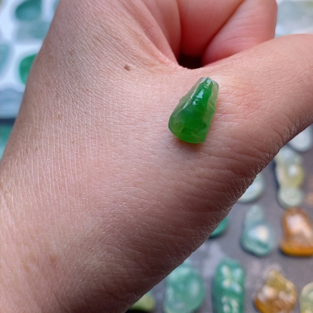 定制翡翠未镶嵌竹节