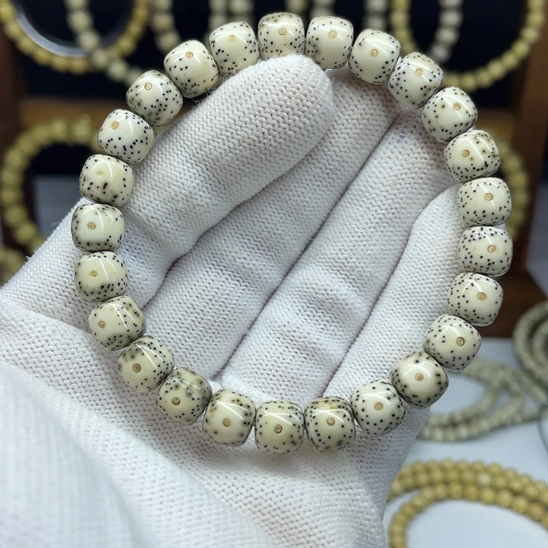 手串星月菩提9-8，双留白