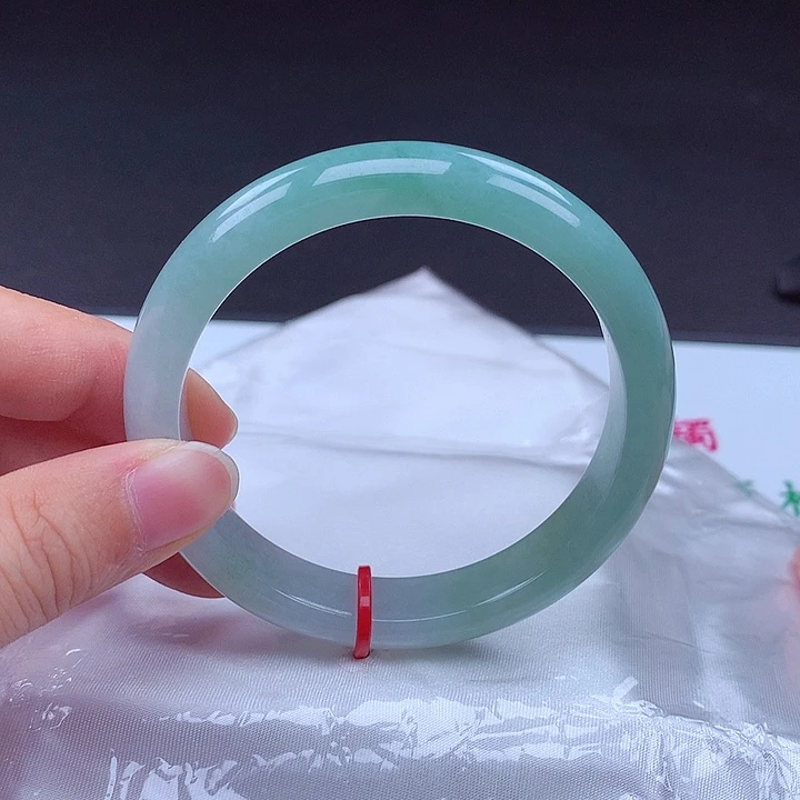 翡翠手镯未镶嵌手镯001542