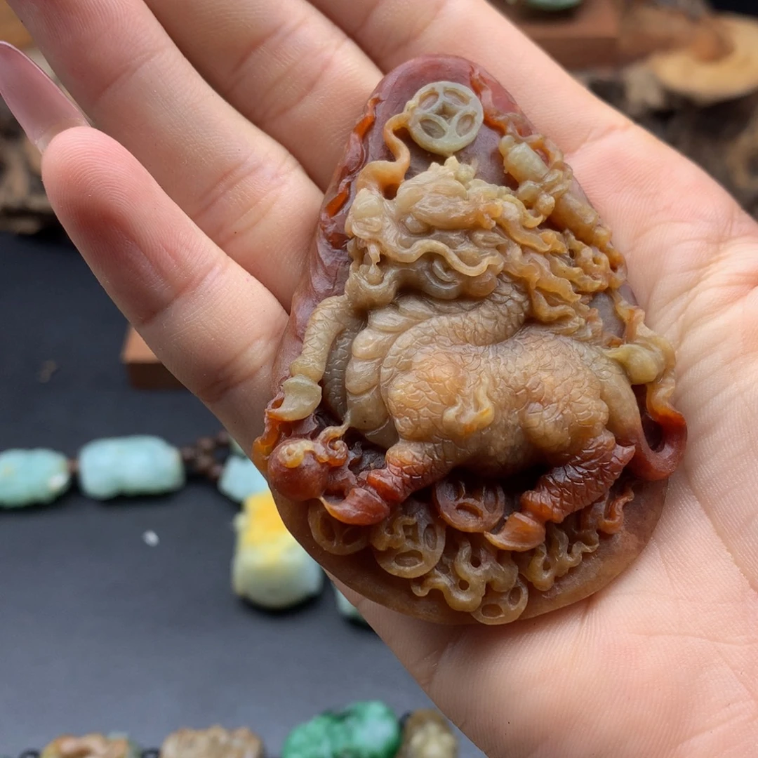 梦***年定制翡翠未镶嵌翡翠