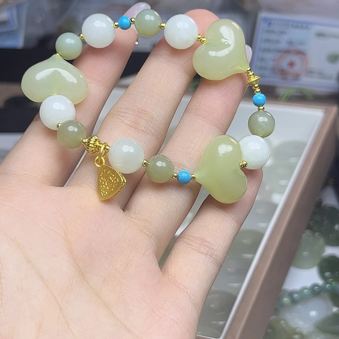爱心手串一套发货