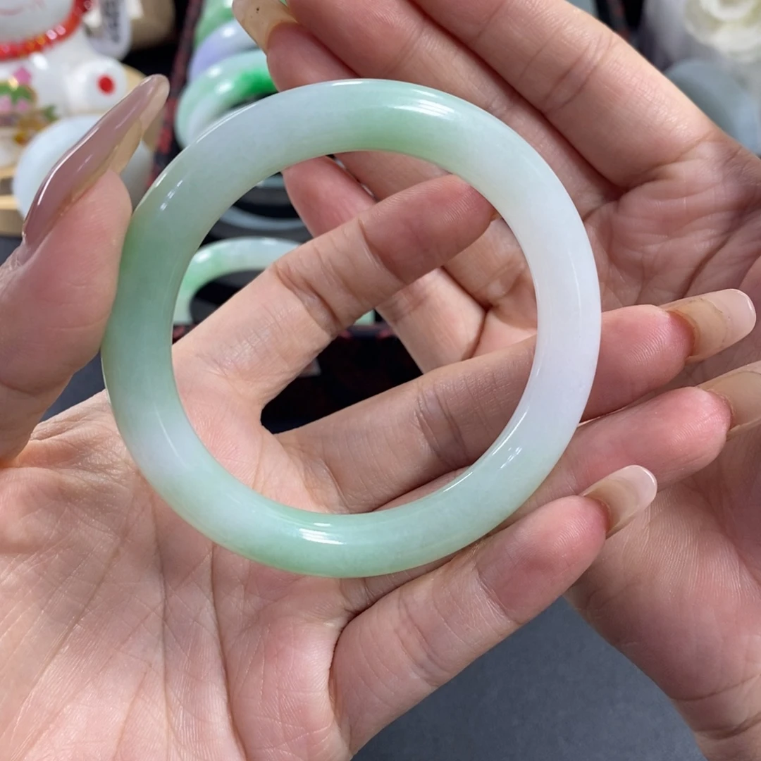 翡翠未镶嵌手镯天然翡翠手镯圆条53