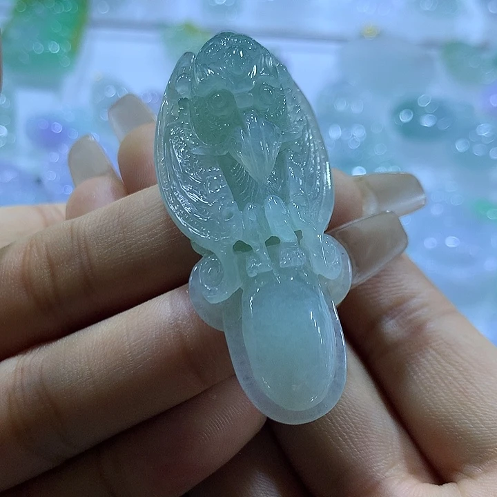 翡翠未镶嵌颈饰天然翡翠A货吊坠