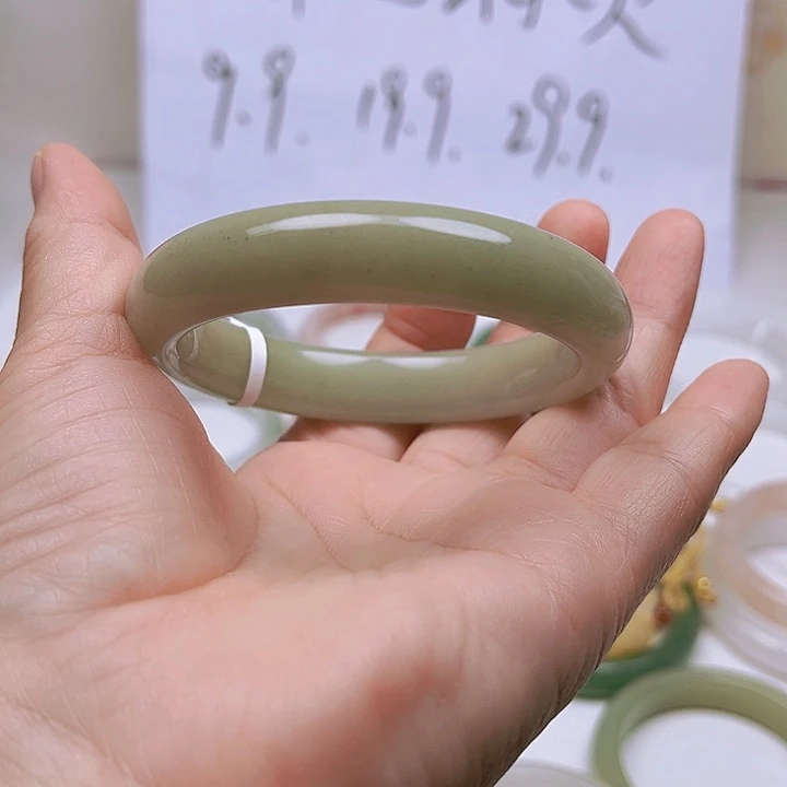 未镶嵌手镯石英质玉东陵晴水108/58