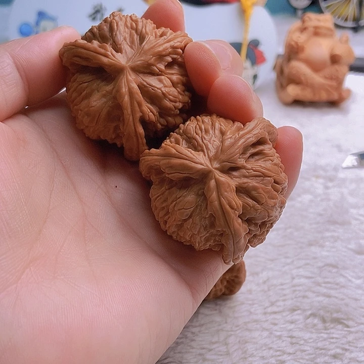 吊坠文玩核桃可***冰三棱