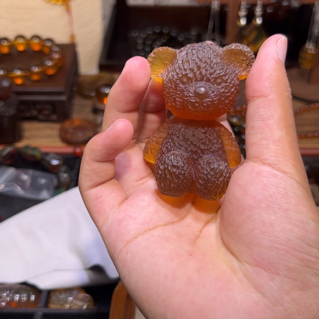 琥珀未镶嵌颈饰泰迪熊