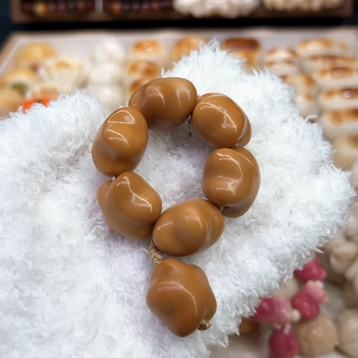 白玉菩提把件72 象牙果原果雕刻风化胖星星手捻