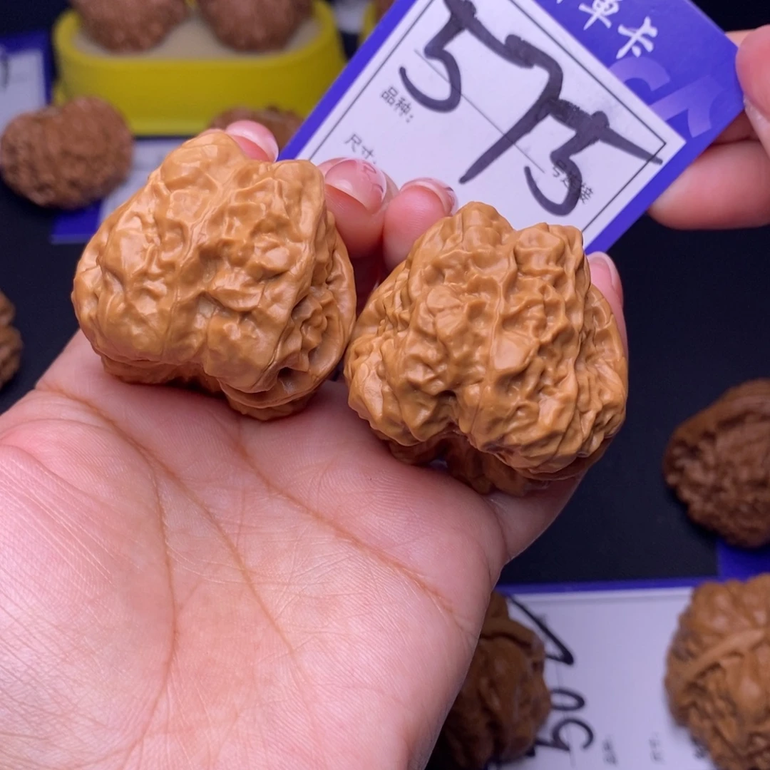 吊坠文玩核桃575号链接娃娃4.0尺