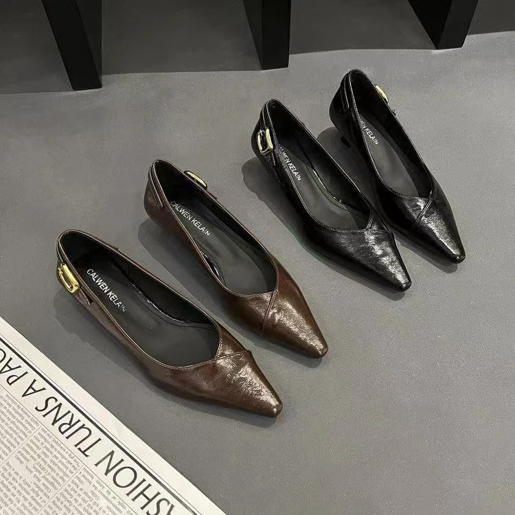 尖头单鞋粗跟法式黑色低跟女鞋时尚百搭