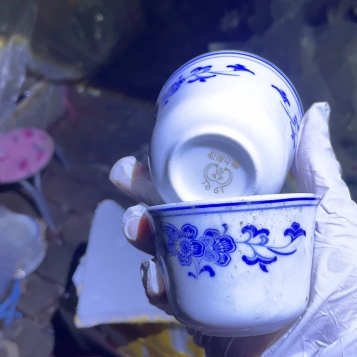 摆件陶瓷盘子碗砂锅都有