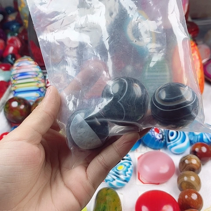 玛瑙/玉髓未镶嵌耳饰