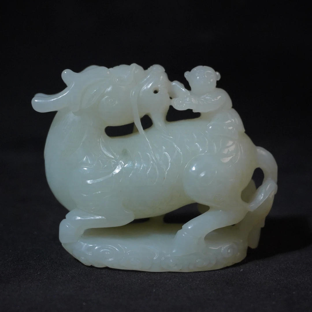 2NL6   清   和田玉麒麟摆件