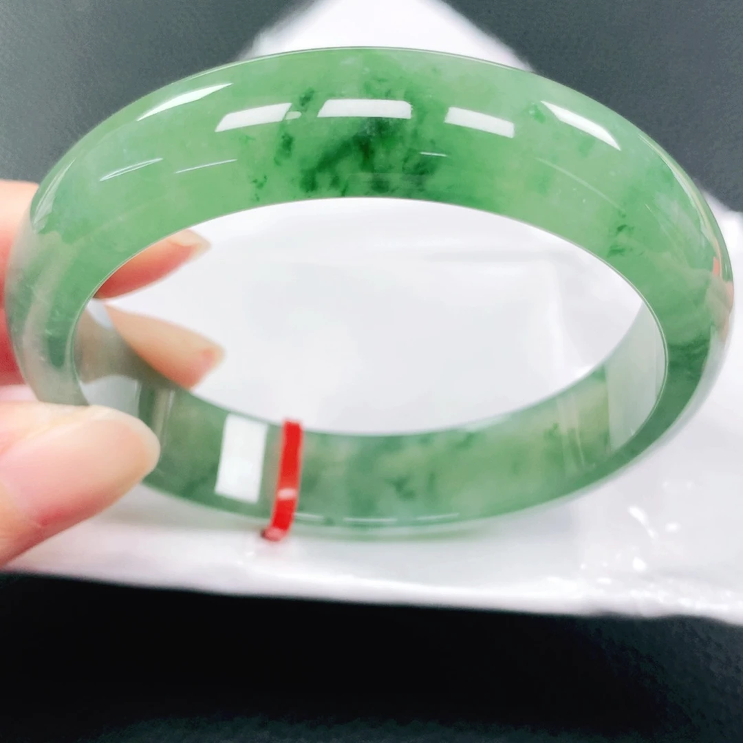翡翠未镶嵌手镯58圈