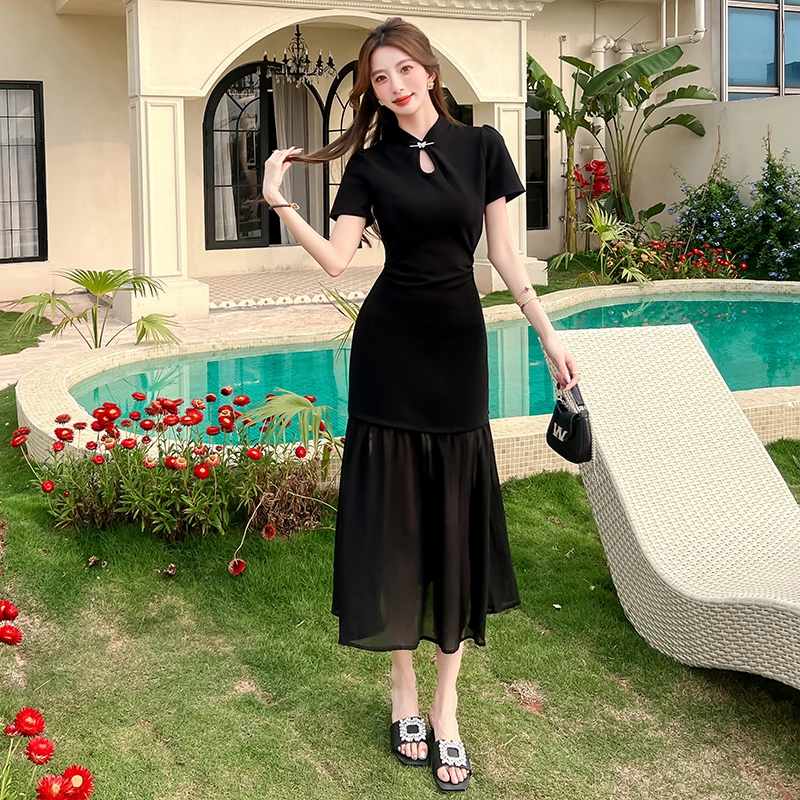 2025年黑色旗袍女夏装轻款国风新中式性感镂空显瘦连衣裙