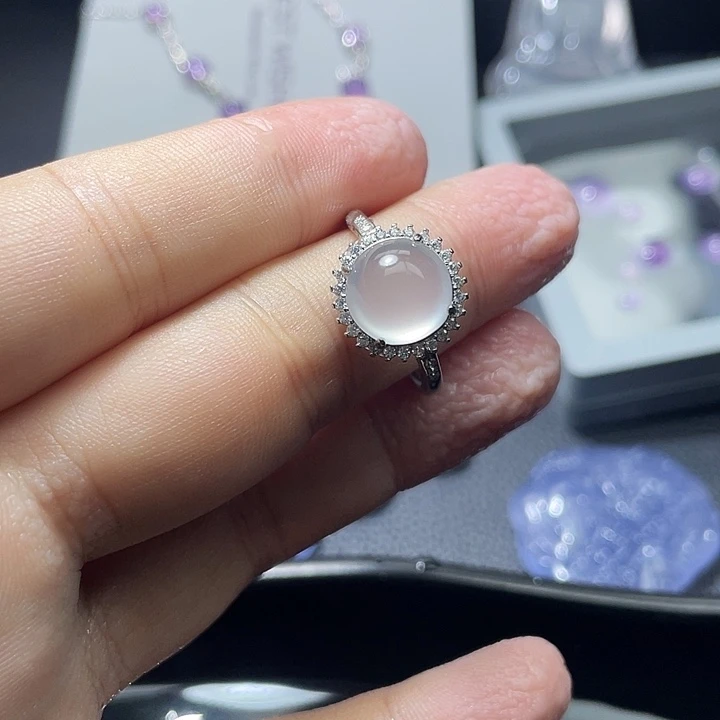 石英质玉合金戒指