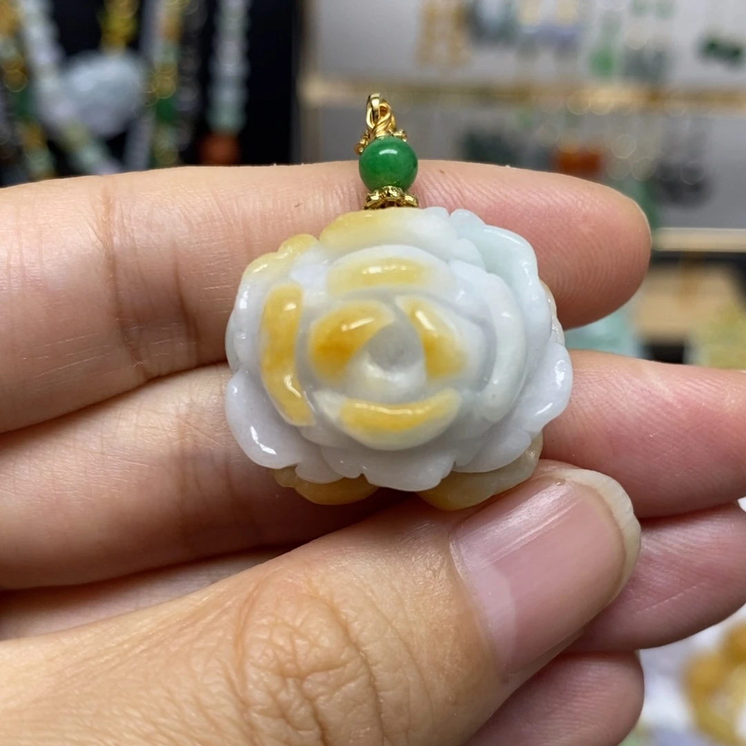 翡翠未镶嵌颈饰翡翠