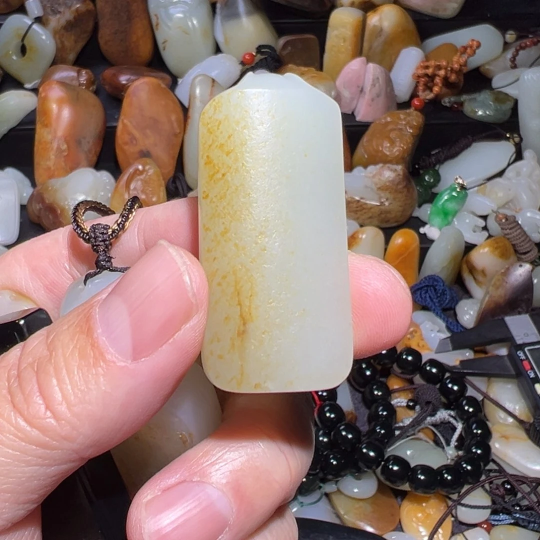 和田玉吊坠(不含链)未镶嵌