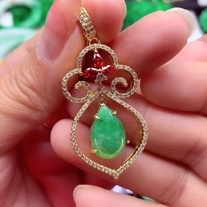 翡翠颈饰银S925镶嵌翡翠