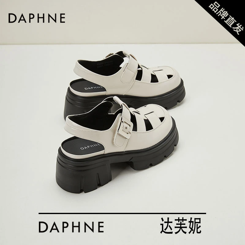 达芙妮6.5cm厚底户外休闲鞋女2025夏新款沙滩镂空魔术贴罗马凉鞋