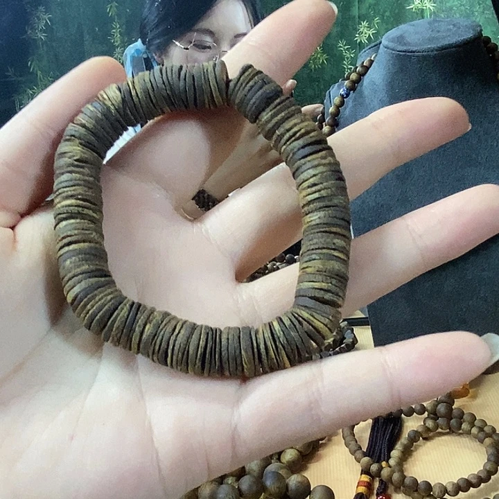 沉香手串奇楠沉香1.0片片珠单圈