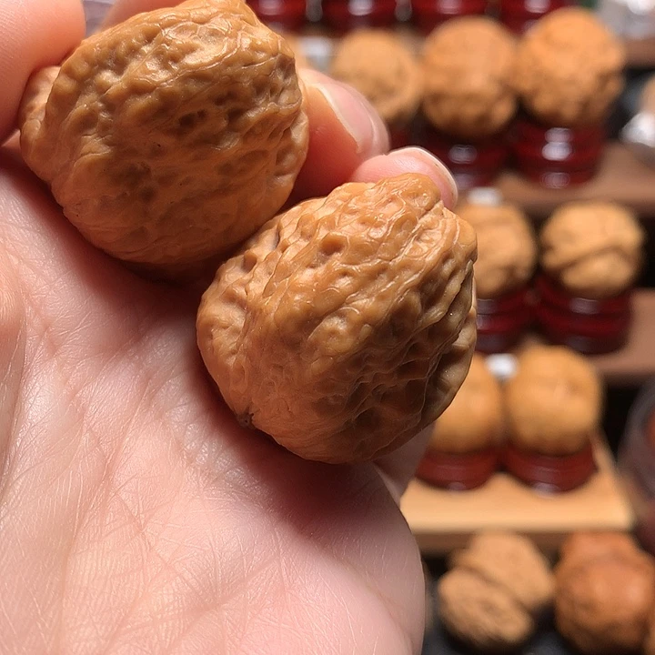 吊坠桃核龙脊妖蟾36尺寸