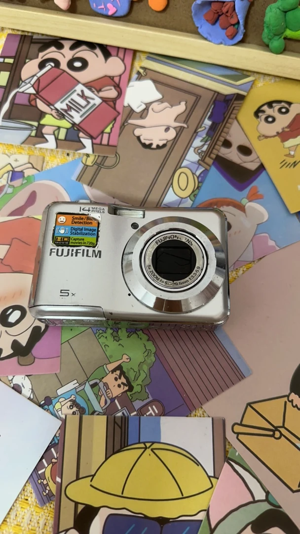 9新 Fujifilm/富士 富士ax205大爆款复古胶片感 自备充电五号电池